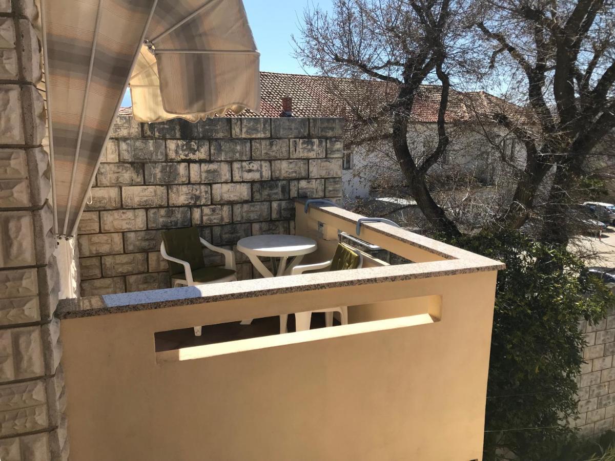 Summer Rooms Baska Exterior photo
